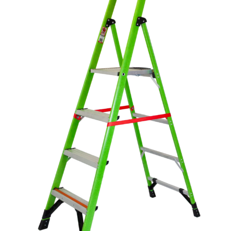 GIANT Step Ladder “Mightylite”